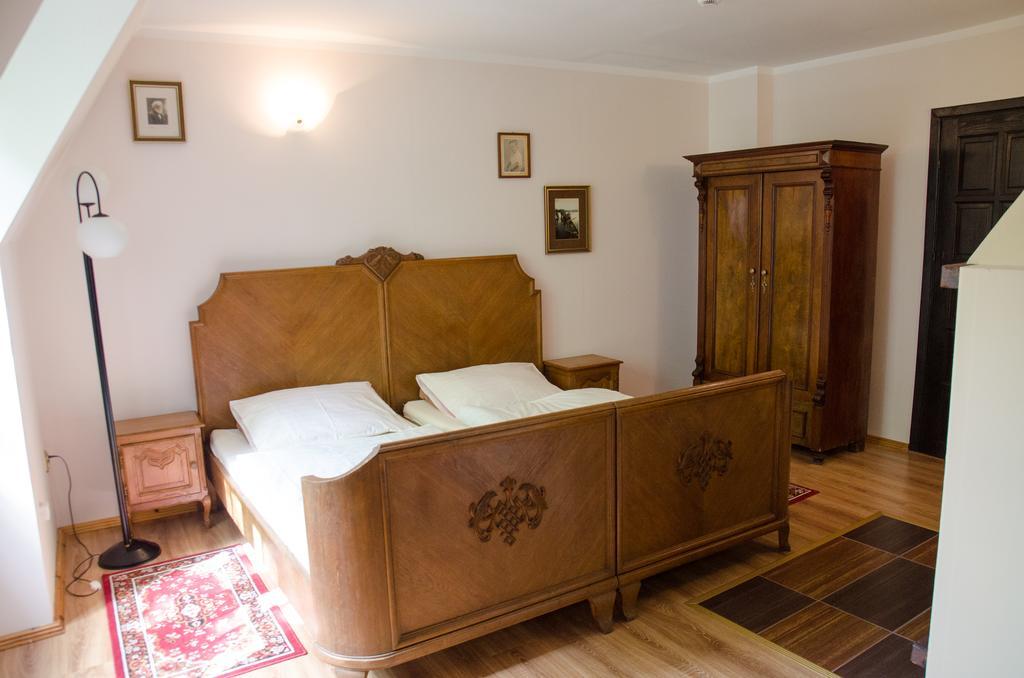 Palac Krobielowice Конты-Вроцлавске Экстерьер фото